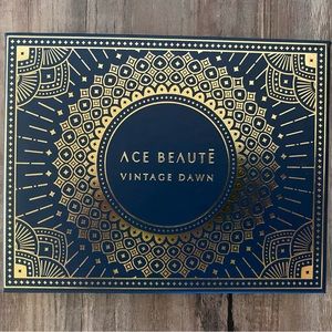 Ace Beaute Vintage Dawn eyeshadow palette